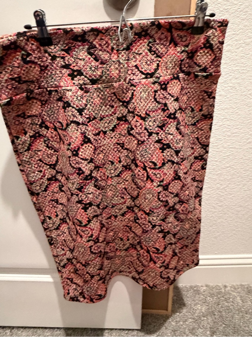 LuLaRoe Floral Paisley Pencil Skirt in Coral, Black, Cream